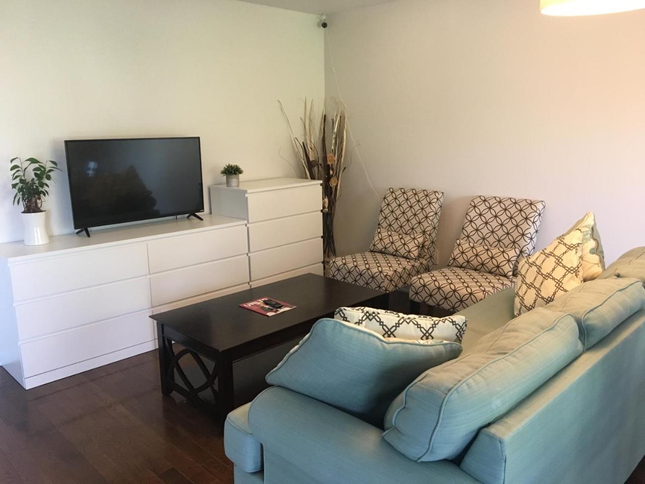 Home Base Markham Extérieur photo