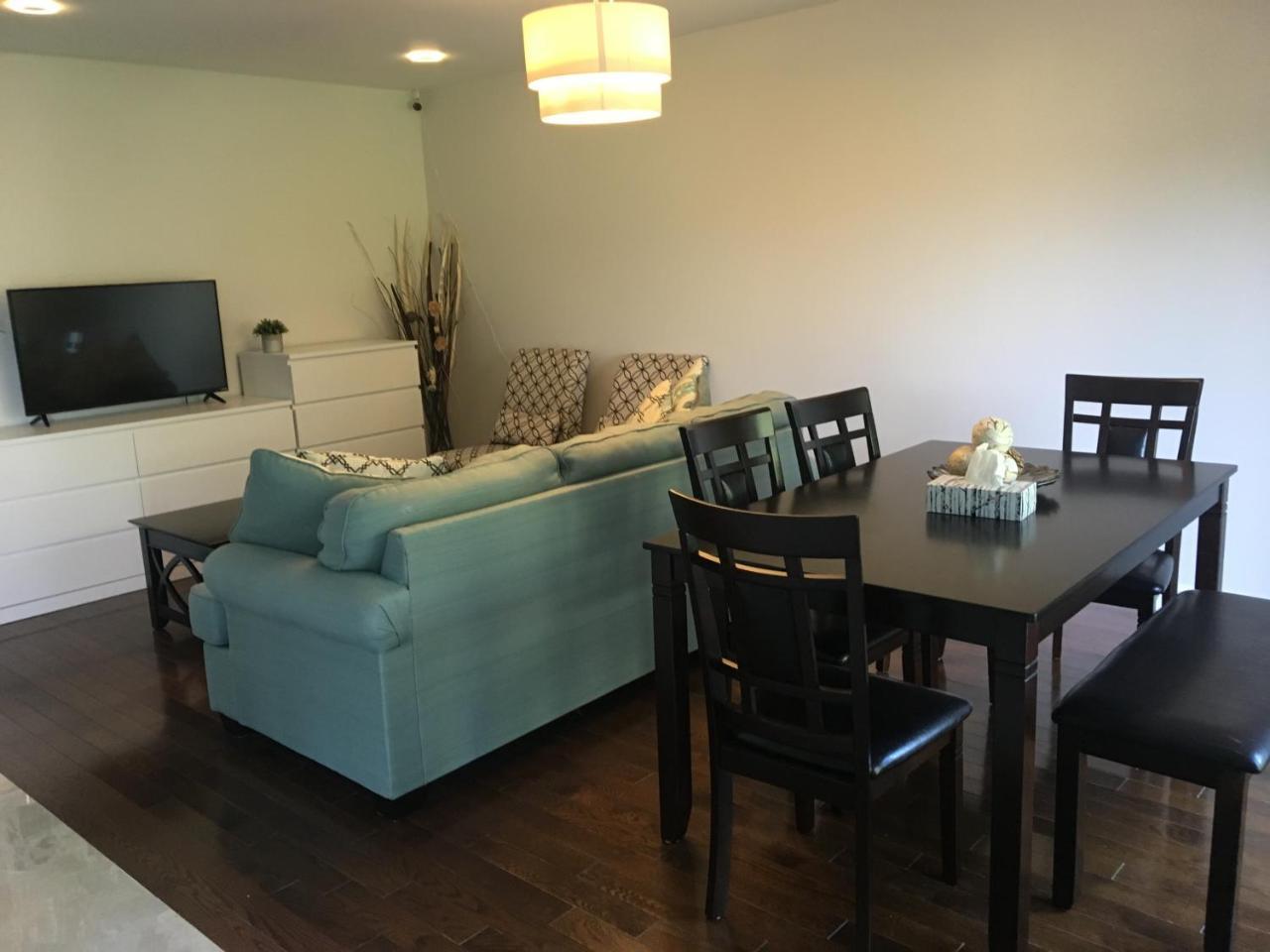 Home Base Markham Extérieur photo